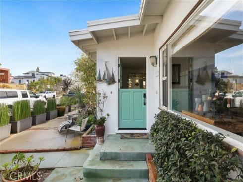 1735 E Ocean , Newport Beach, CA