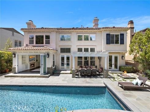 16 Regents , Newport Beach, CA