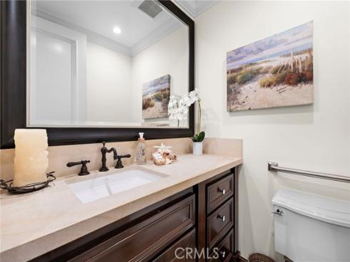 16 Regents , Newport Beach, CA