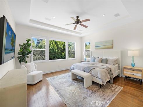 16 Regents , Newport Beach, CA