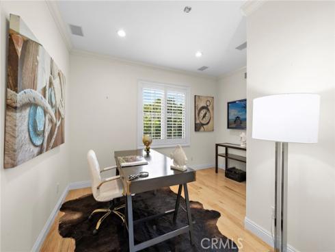 16 Regents , Newport Beach, CA