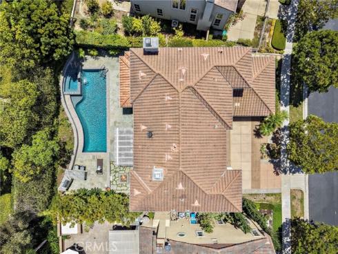 16 Regents , Newport Beach, CA