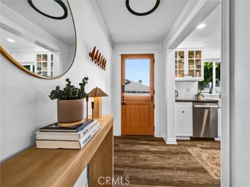 2504 University , Newport Beach, CA