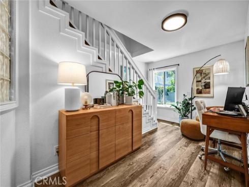 2504 University , Newport Beach, CA