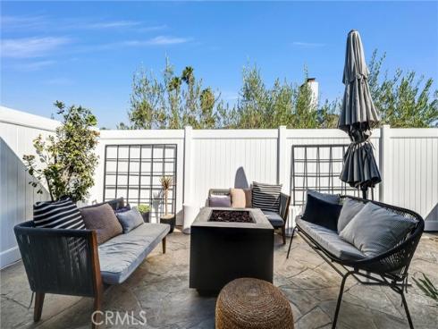 2504 University , Newport Beach, CA