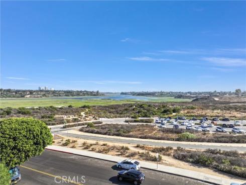 2504 University , Newport Beach, CA