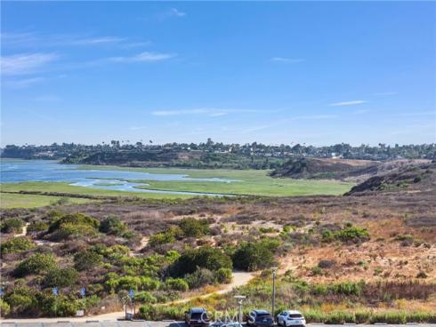 2504 University , Newport Beach, CA