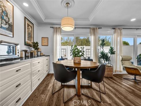 2504 University , Newport Beach, CA