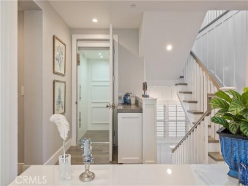121 41st , Newport Beach, CA