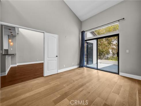 200 Paris 304 Lane, Newport Beach, CA