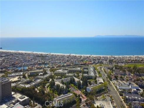 200 Paris 304 Lane, Newport Beach, CA