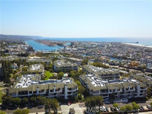 200 Paris 304 Lane, Newport Beach, CA