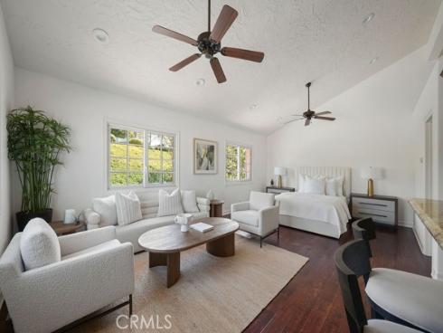 7 Cherbourg , Newport Beach, CA