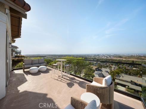 7 Cherbourg , Newport Beach, CA