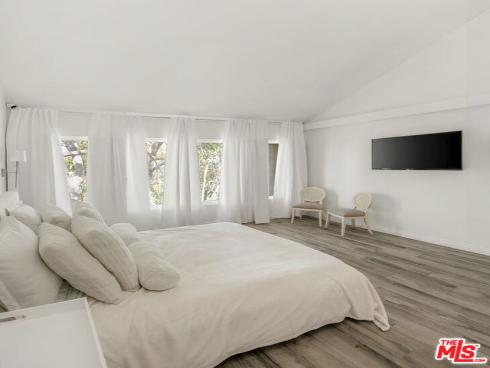 38 Sea Island Drive, Newport Beach, CA