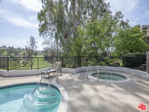 38 Sea Island Drive, Newport Beach, CA