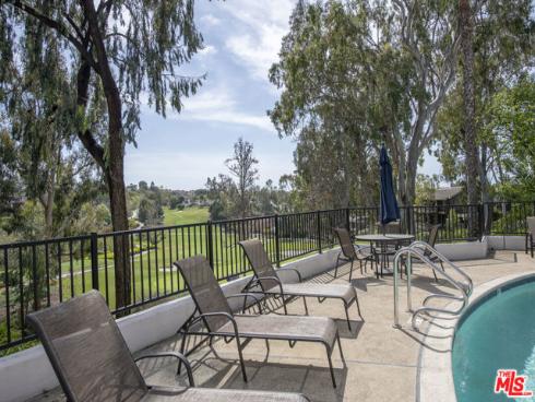 38 Sea Island Drive, Newport Beach, CA