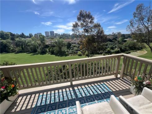 67 Sea Island Drive, Newport Beach, CA