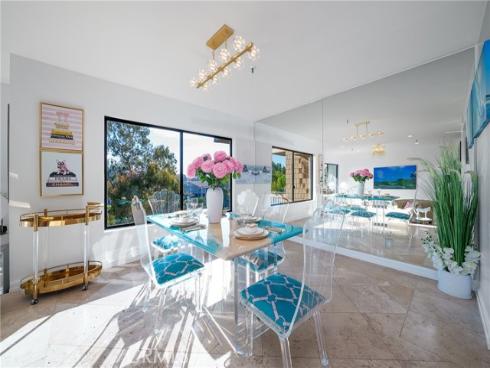 67 Sea Island Drive, Newport Beach, CA