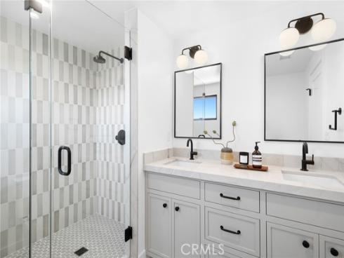 2501 Via Marina , Newport Beach, CA