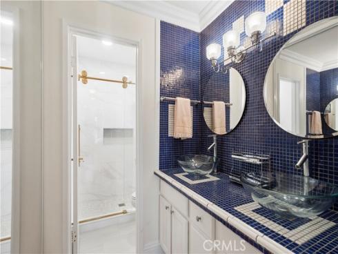 300 Cagney 206 , Newport Beach, CA