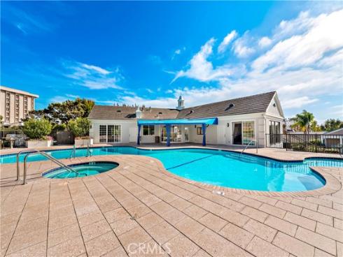 300 Cagney 206 , Newport Beach, CA