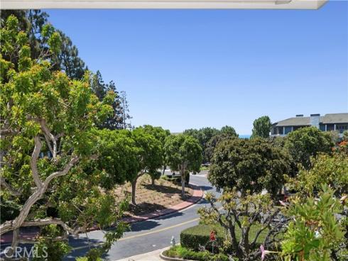 300 Cagney 206 , Newport Beach, CA