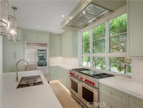 225  Diamond  , Newport Beach, CA