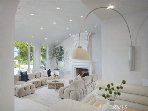 3 Island Vista , Newport Coast, CA