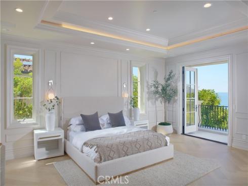 3 Island Vista , Newport Coast, CA