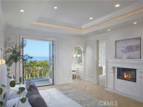 3 Island Vista , Newport Coast, CA