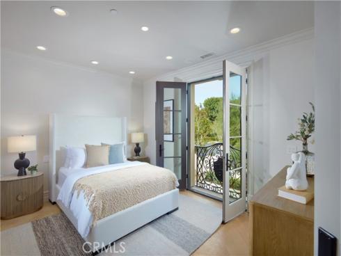 3 Island Vista , Newport Coast, CA
