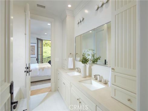 3 Island Vista , Newport Coast, CA