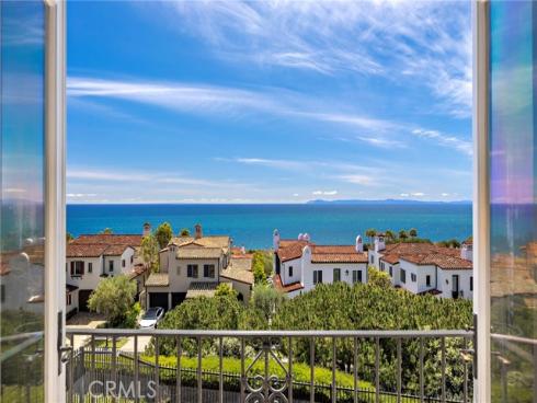 28 Surfspray Bluff , Newport Coast, CA