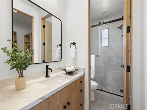 28 Surfspray Bluff , Newport Coast, CA
