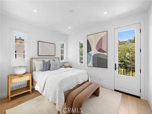 28 Surfspray Bluff , Newport Coast, CA