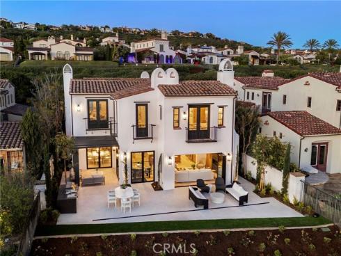 28 Surfspray Bluff , Newport Coast, CA