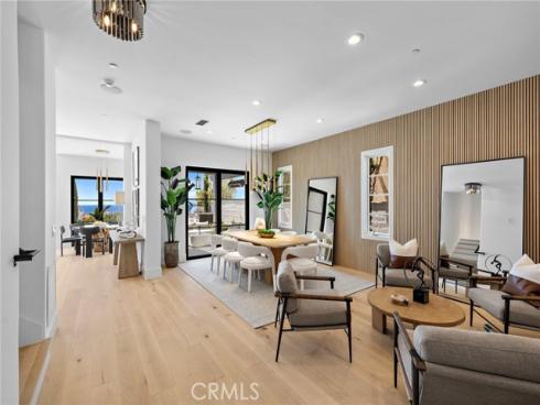 28 Surfspray Bluff , Newport Coast, CA