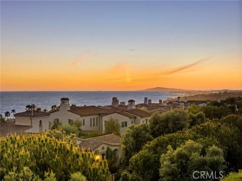 28  Surfspray Bluff  , Newport Coast, CA
