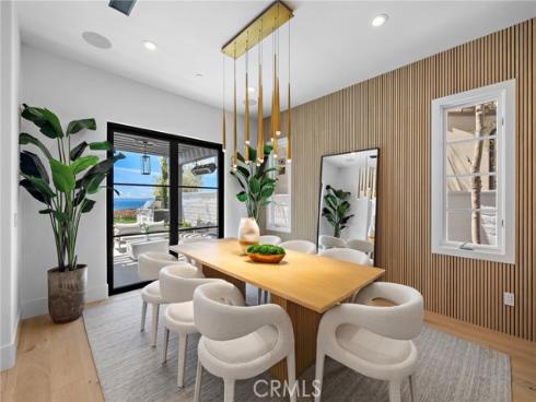 28 Surfspray Bluff , Newport Coast, CA