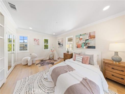 8 Rivage , Newport Coast, CA