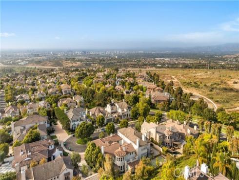 8 Rivage , Newport Coast, CA