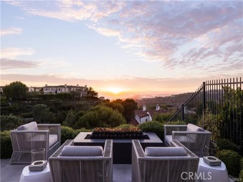 39 Tide Watch , Newport Coast, CA