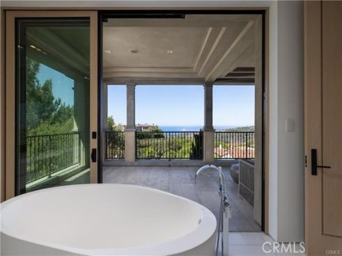 39 Tide Watch , Newport Coast, CA