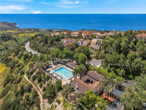 28 Sandy Cv , Newport Coast, CA