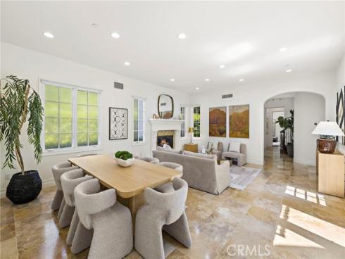 28 Sandy Cv , Newport Coast, CA