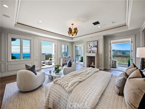 1 Shell Beach , Newport Coast, CA
