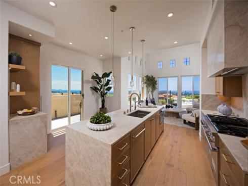 21 Splendore , Newport Coast, CA