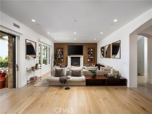 9 Pelican Crest , Newport Coast, CA