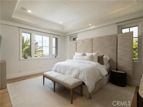 9 Pelican Crest , Newport Coast, CA